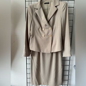 TAHARI Beige Double-Breasted Skirt Suit Size 12